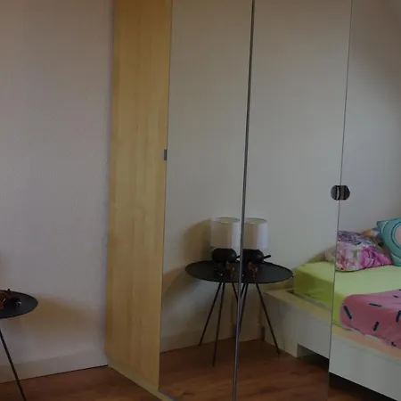 Lovely Central 3 With Kitchen